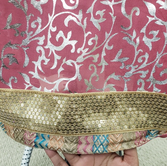 Pink rainbow with gold sequened border - Picture 5 of 6